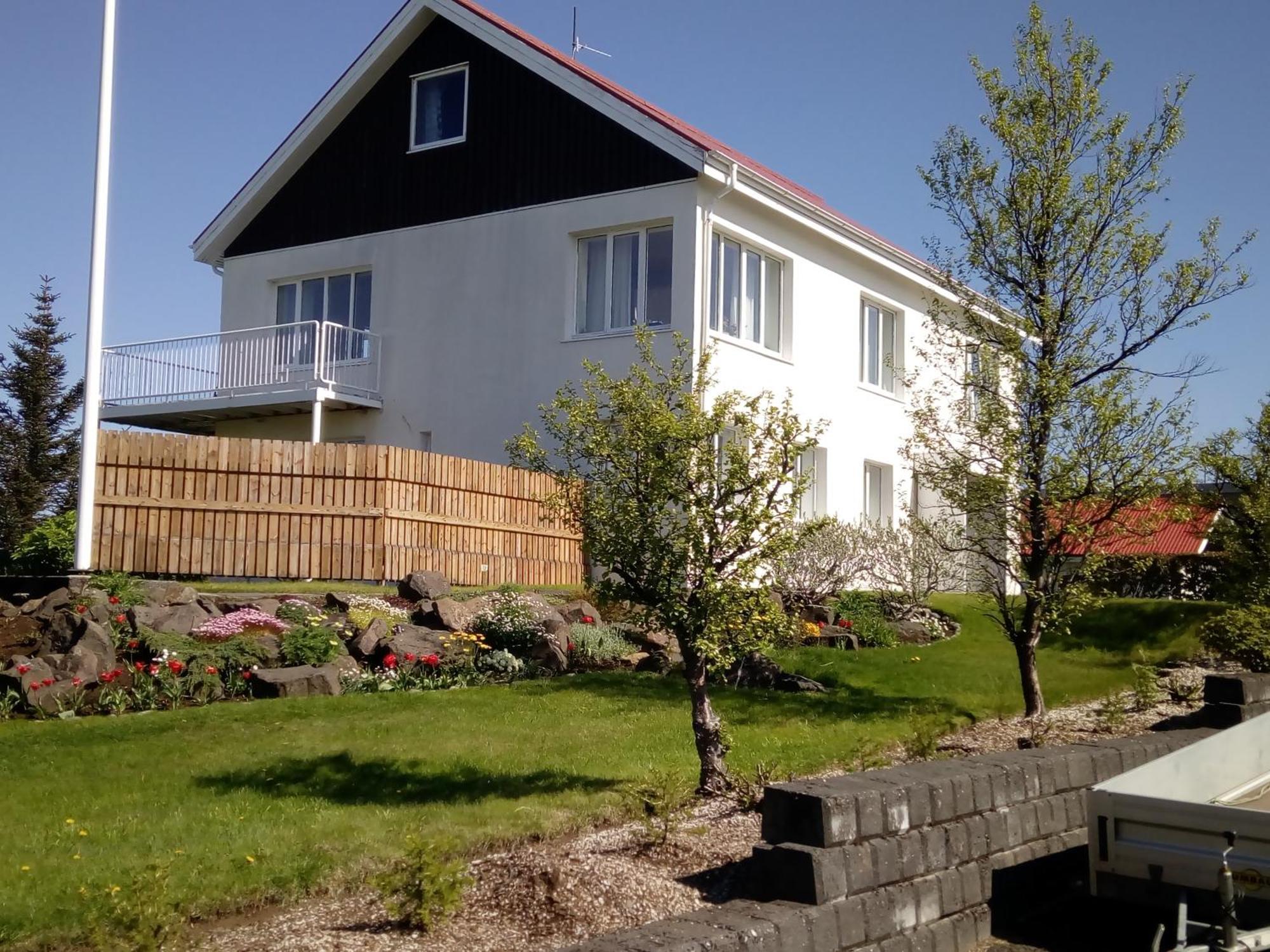Setrith Guesthouse Borgarnes Eksteriør billede